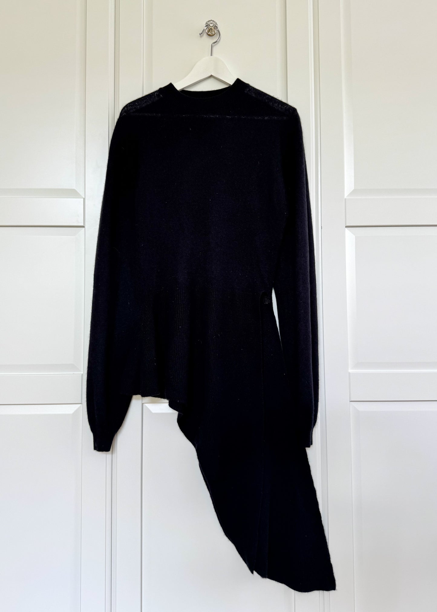 Khaite ‘Esme’ cashmere sweater with side drape