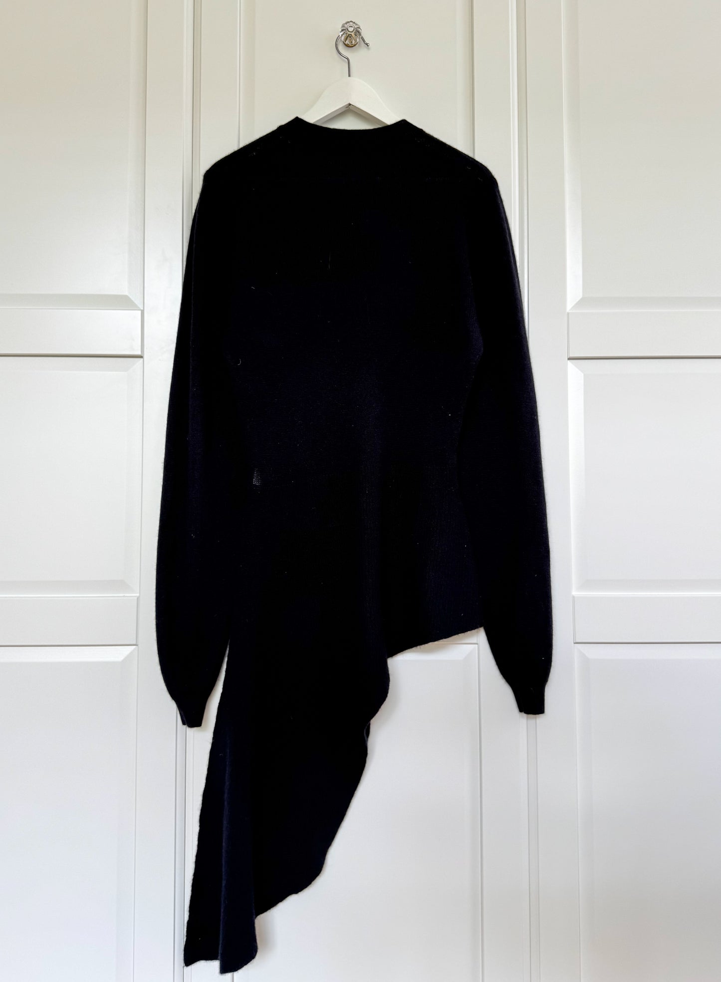 Khaite ‘Esme’ cashmere sweater with side drape